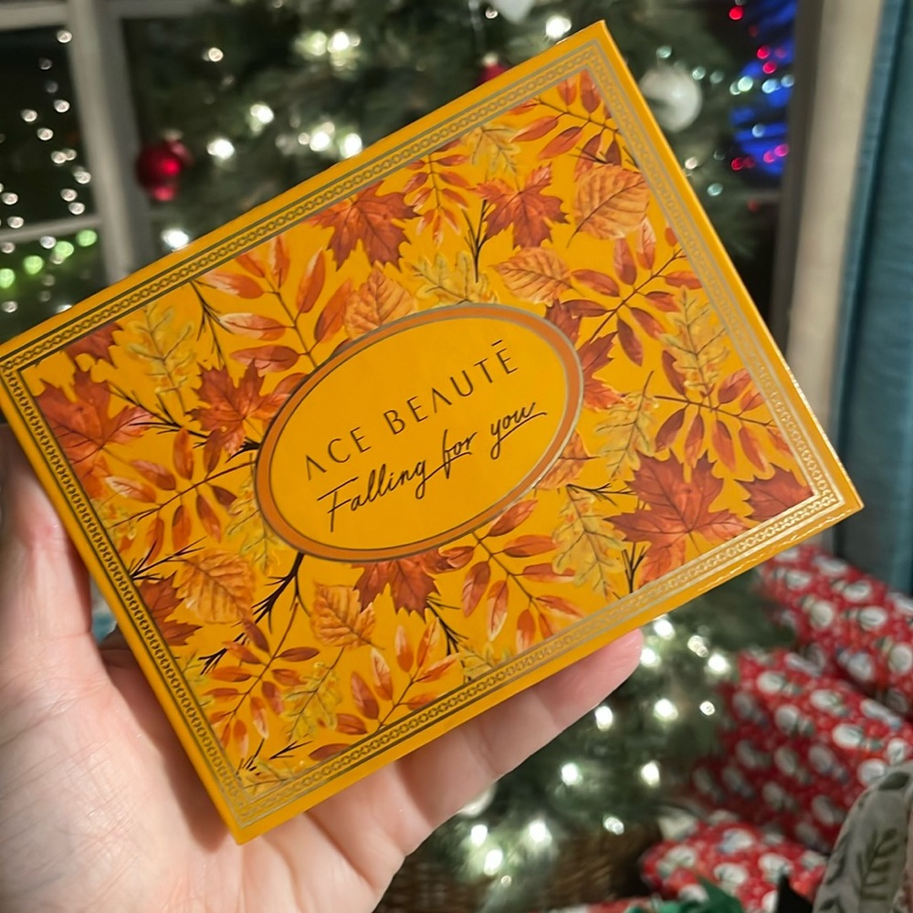 Ace Beaute Falling for you palette